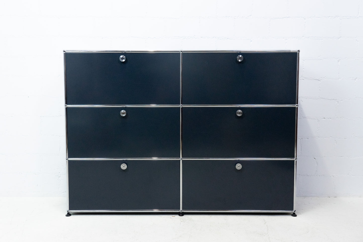 USM Haller Sideboard Anthrazitgrau Nr. 56