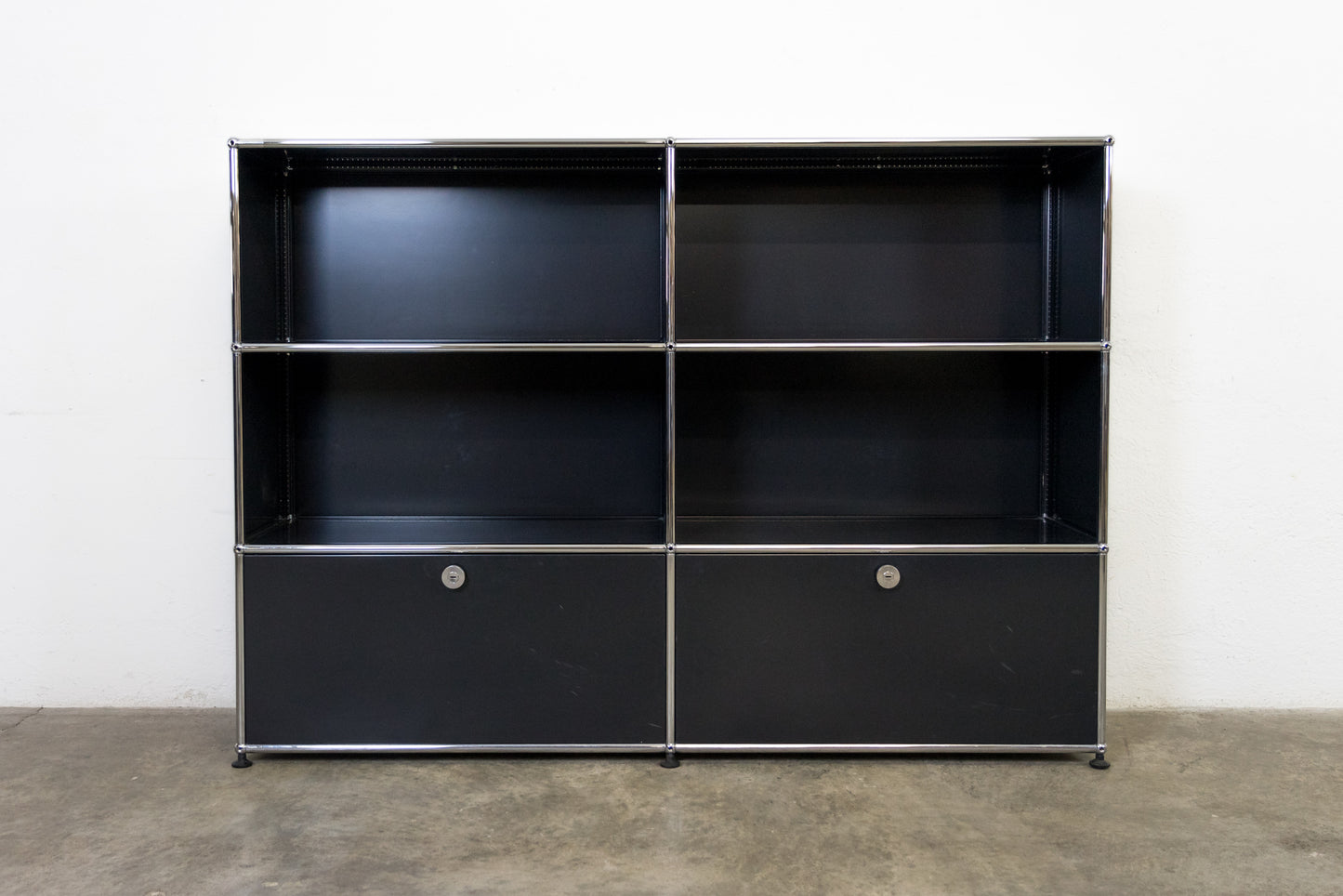 USM Haller Sideboard Graphit Schwarz Nr. 17