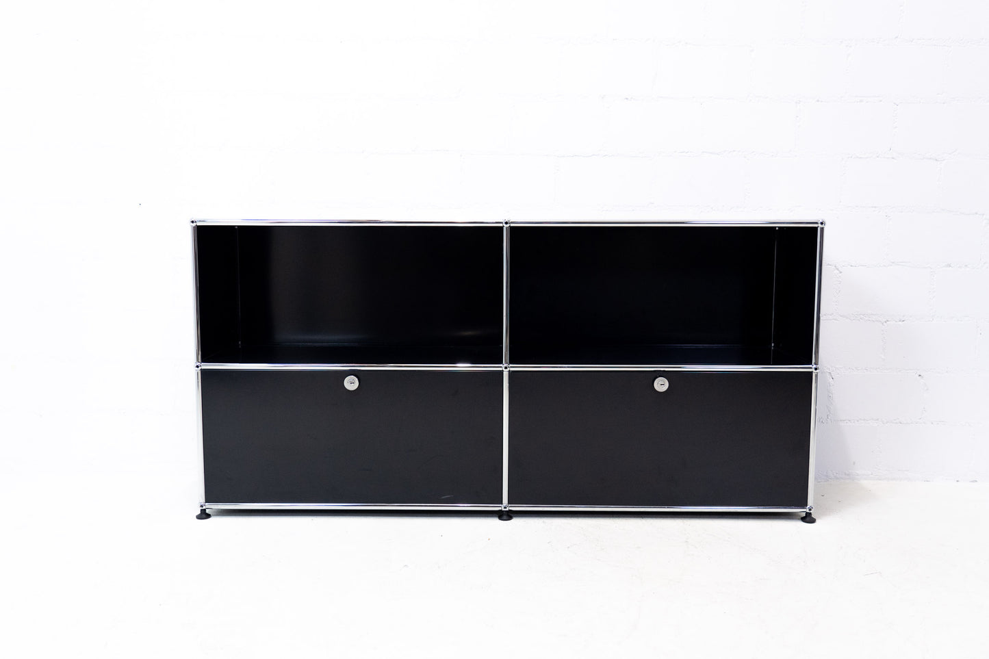 USM Haller Sideboard Graphit Schwarz Nr. 23