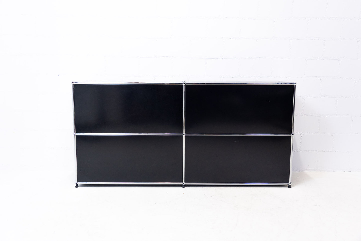 USM Haller Sideboard Graphit Schwarz Nr. 23