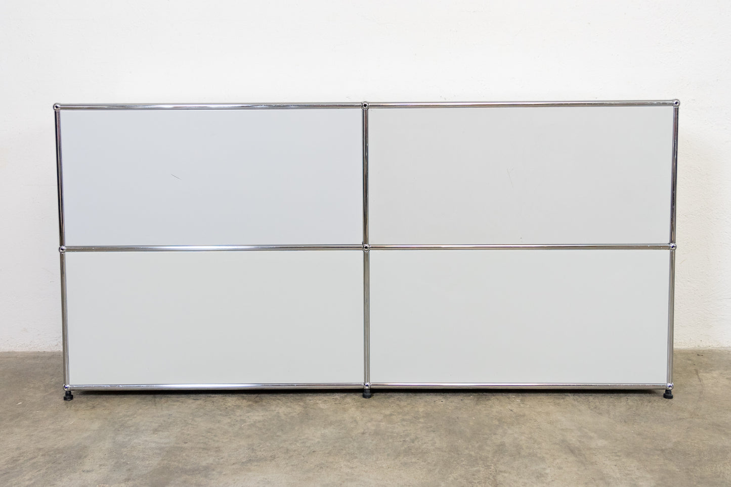 USM Haller Sideboard Lichtgrau Nr. 20