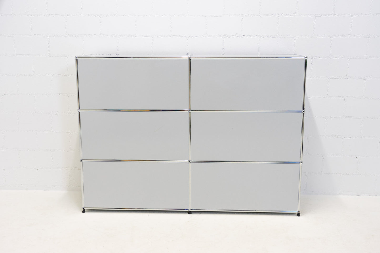 USM Haller Sideboard Lichtgrau Nr. 24