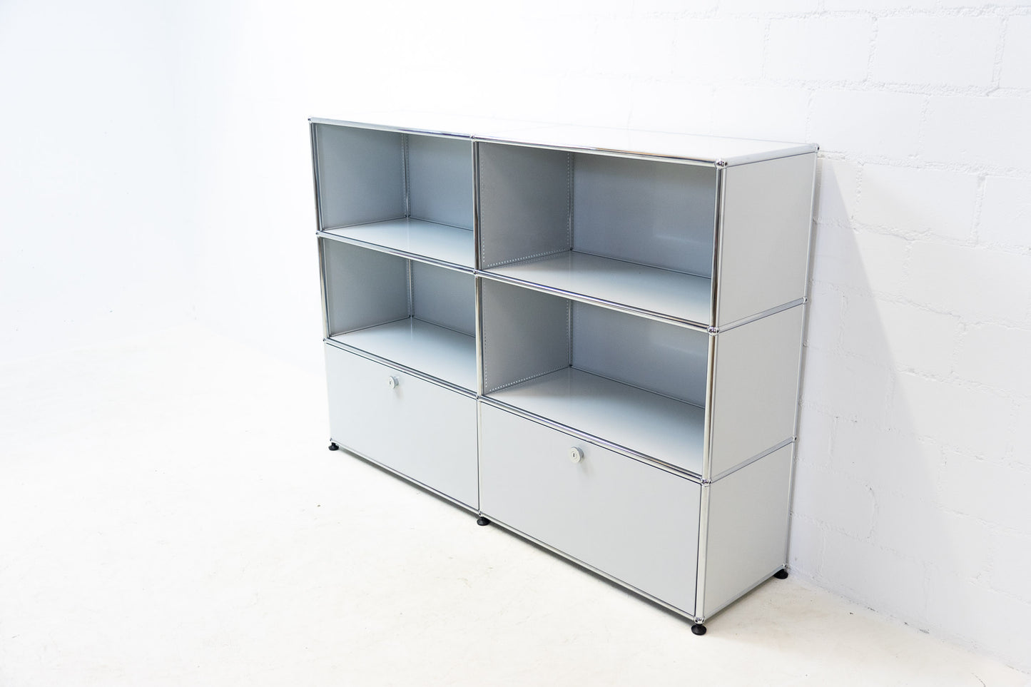 USM Haller Sideboard Lichtgrau Nr. 25
