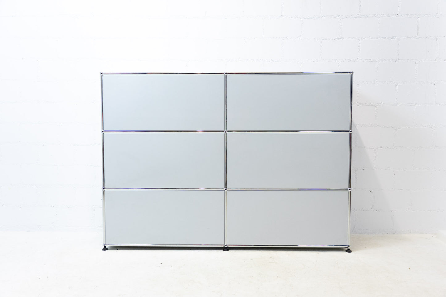 USM Haller Sideboard Lichtgrau Nr. 25