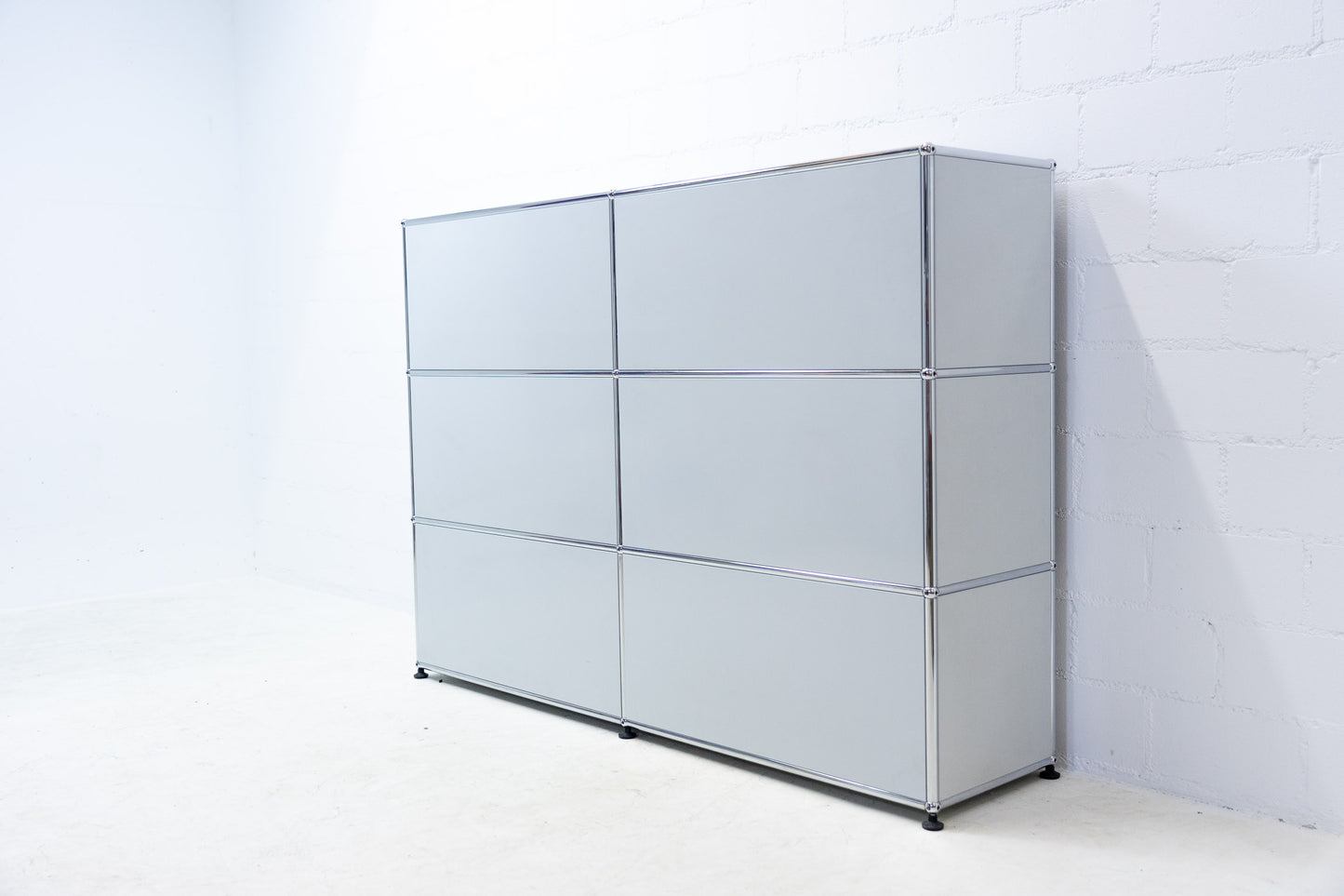 USM Haller Sideboard Lichtgrau Nr. 25