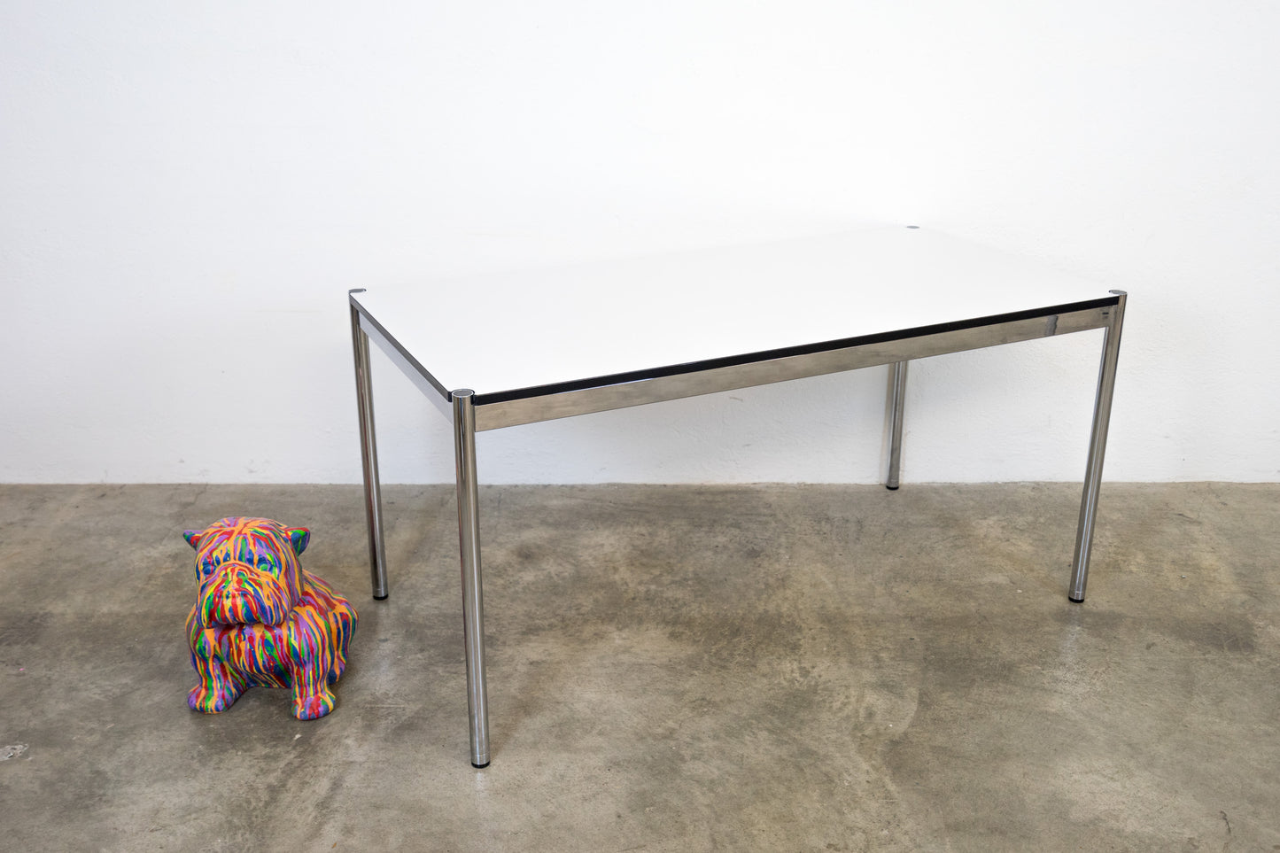 USM Haller Bürotisch 150x75 cm Perlgrau