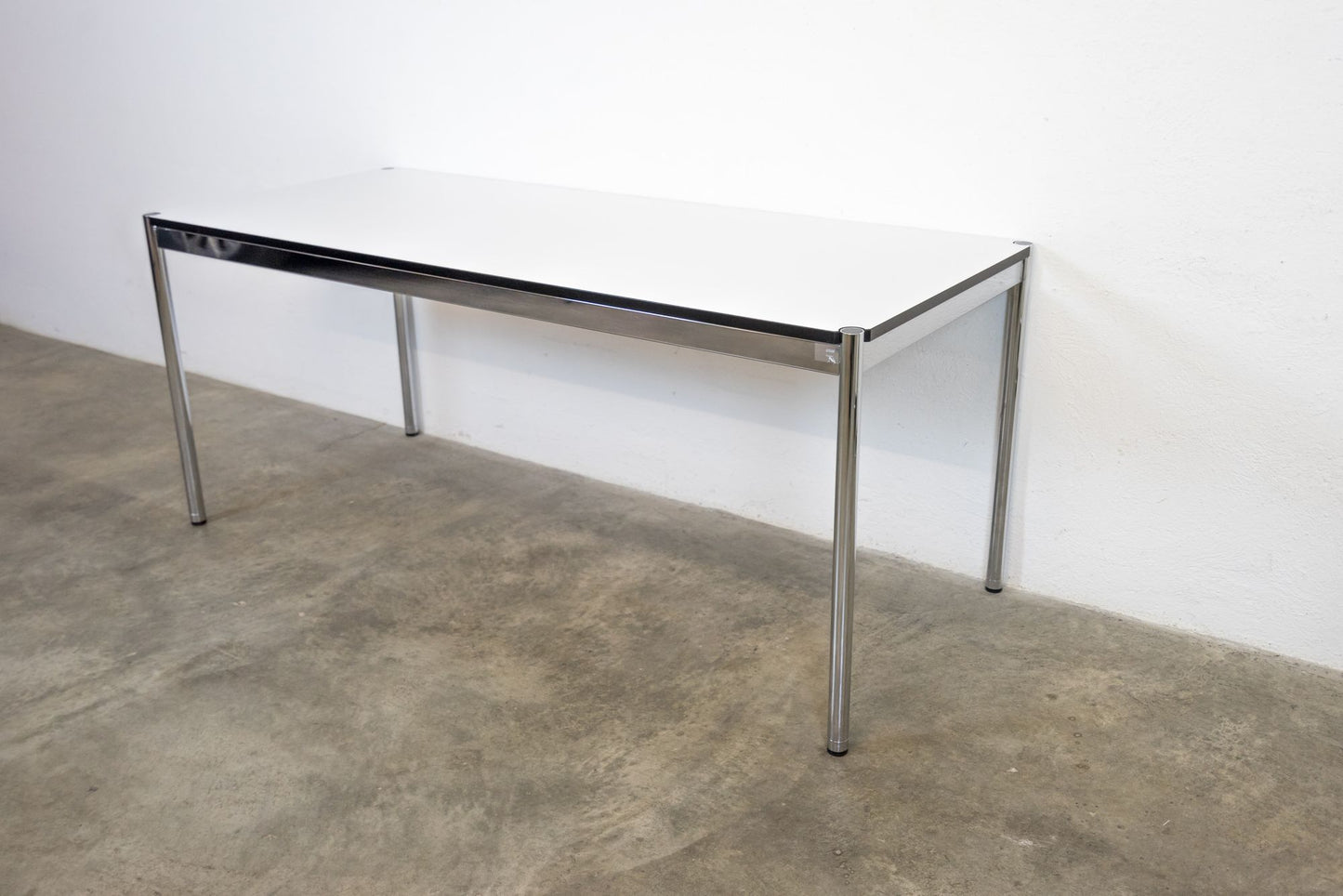 USM Haller Bürotisch 175x75 cm Perlgrau
