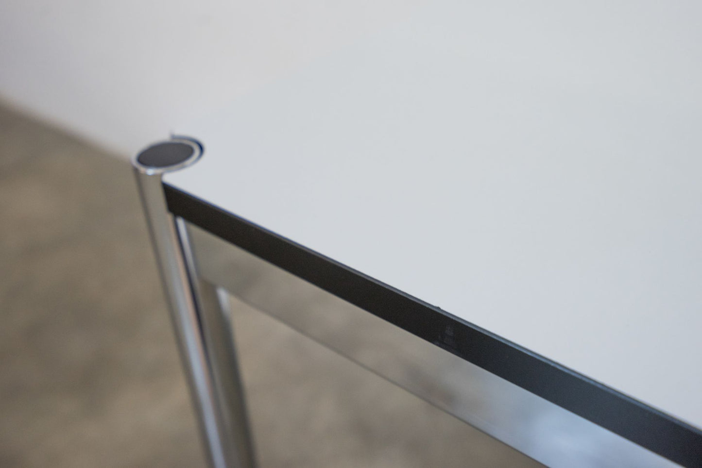 USM Haller Bürotisch 175x75 cm Perlgrau