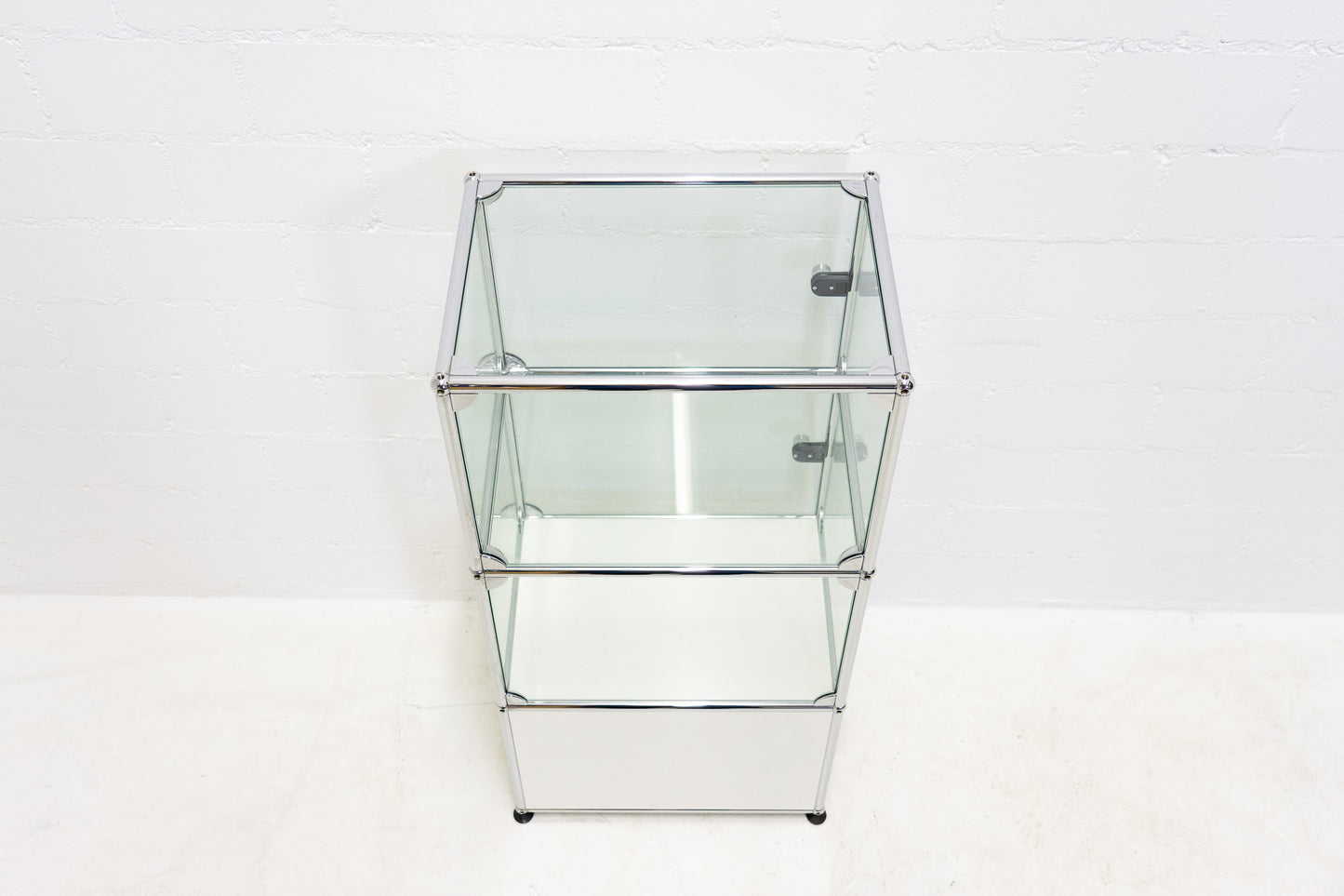 USM Haller Vitrine Glas Reinweiss Nr. 1