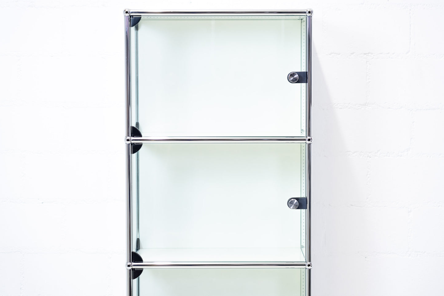 USM Haller Vitrine Glas Reinweiss Nr. 2