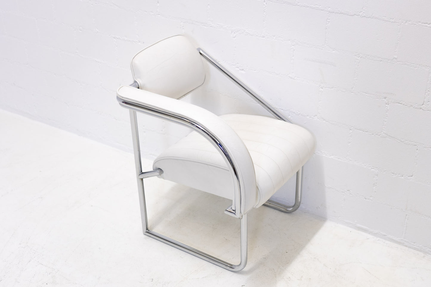 Vereinigte Werkstätten Non Conformist Sessel Eileen Gray
