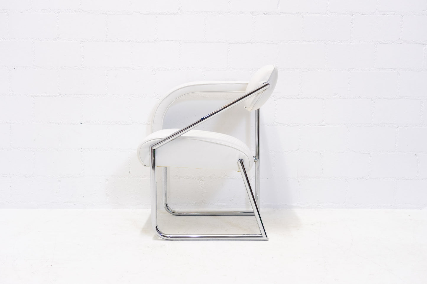 Vereinigte Werkstätten Non Conformist Sessel Eileen Gray