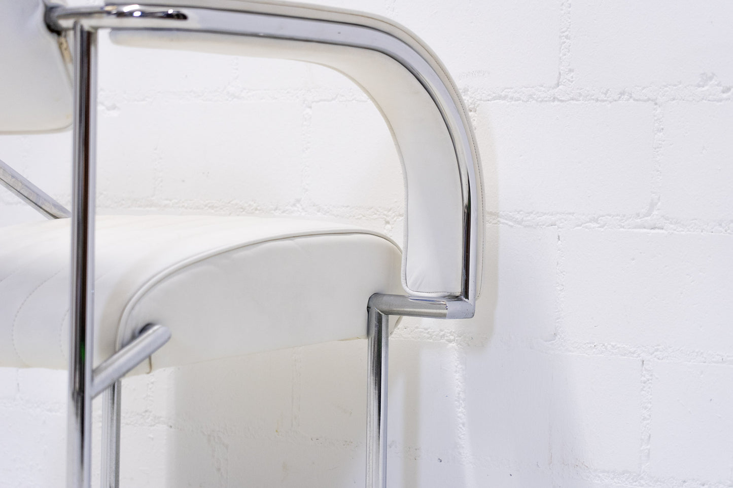 Vereinigte Werkstätten Non Conformist Sessel Eileen Gray