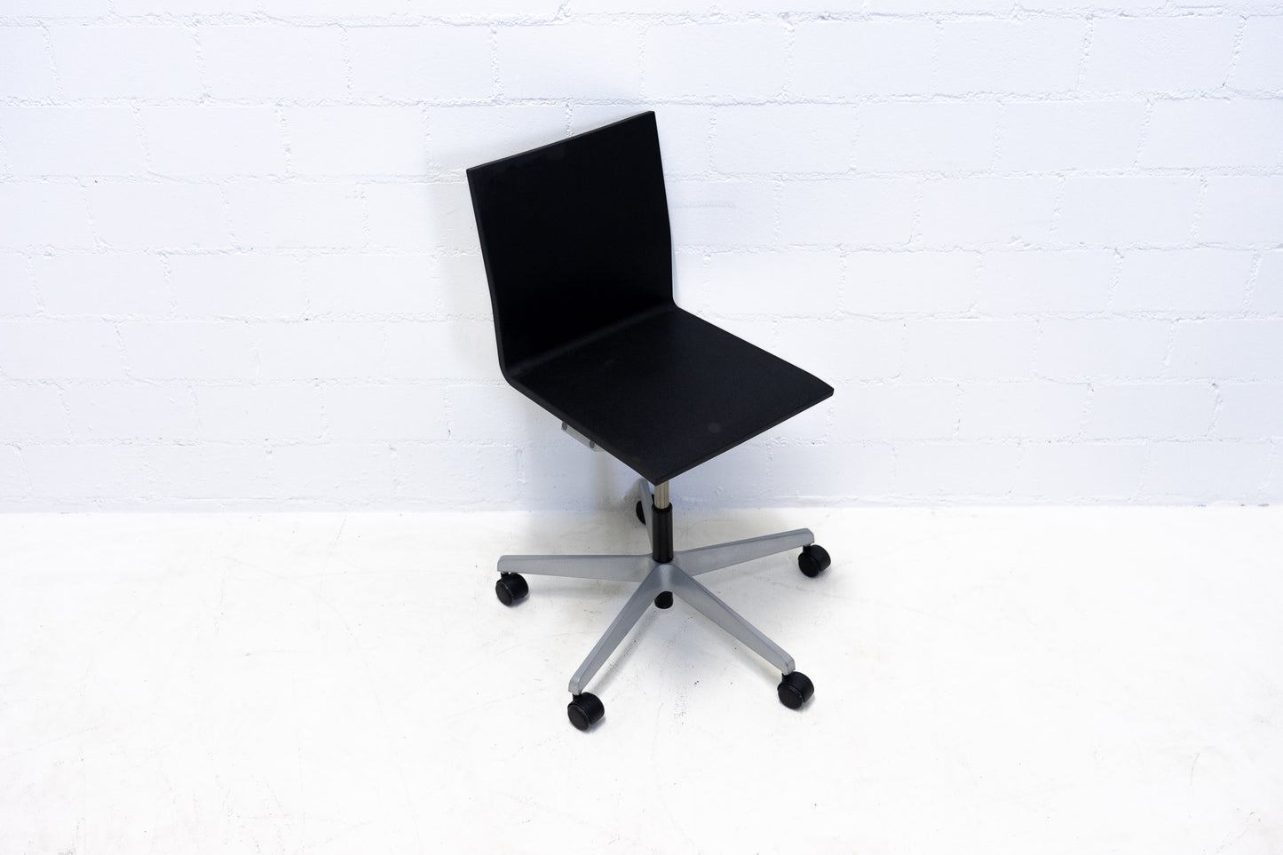 Vitra .04 Bürostuhl