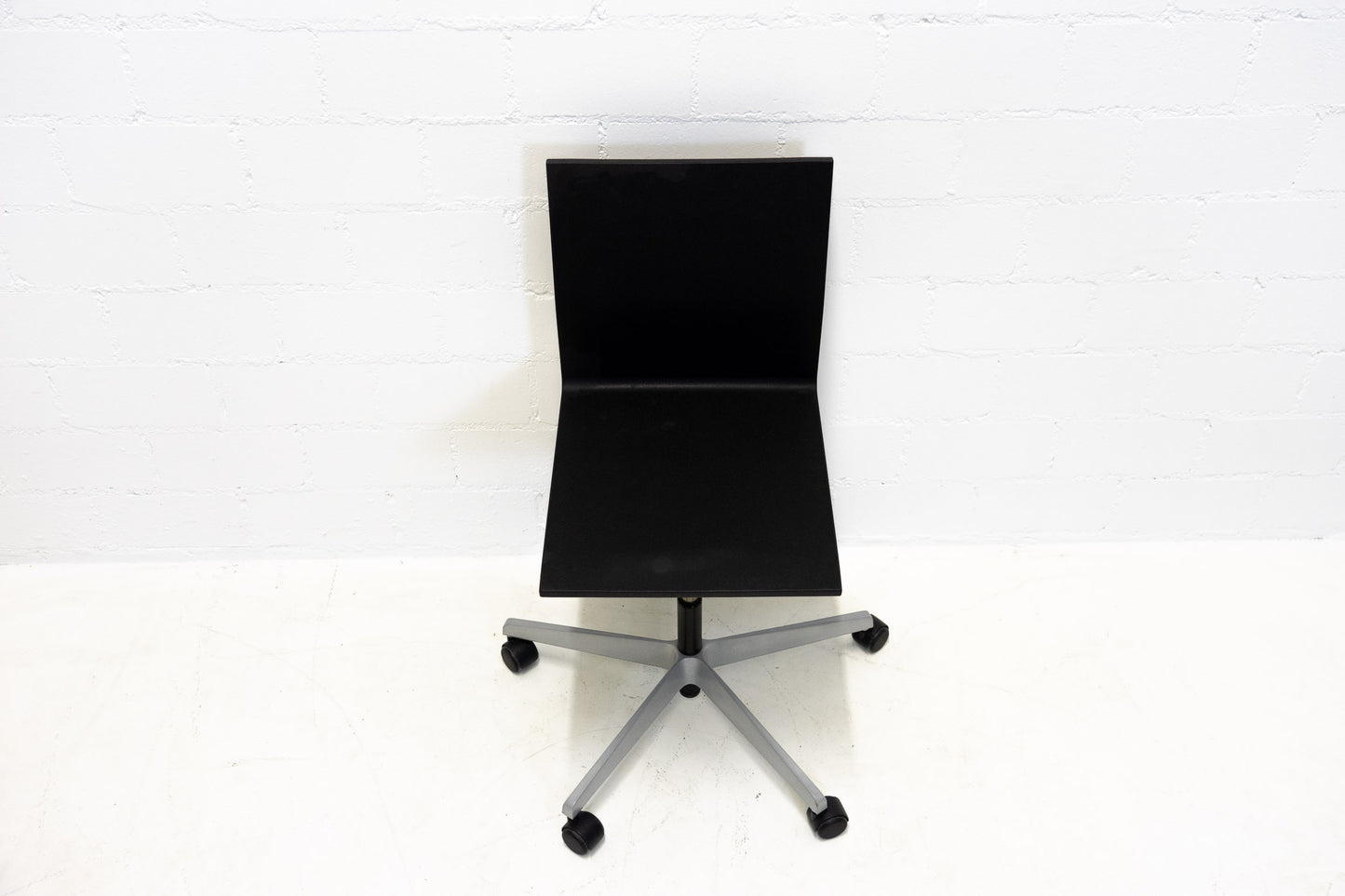 Vitra .04 Bürostuhl