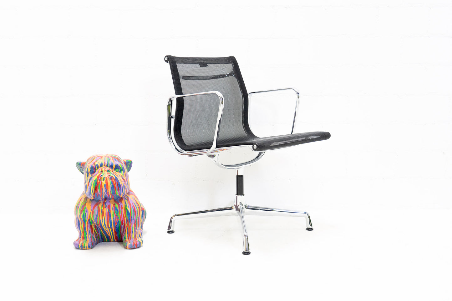 Vitra Eames Aluminium Chair EA 108 Netz