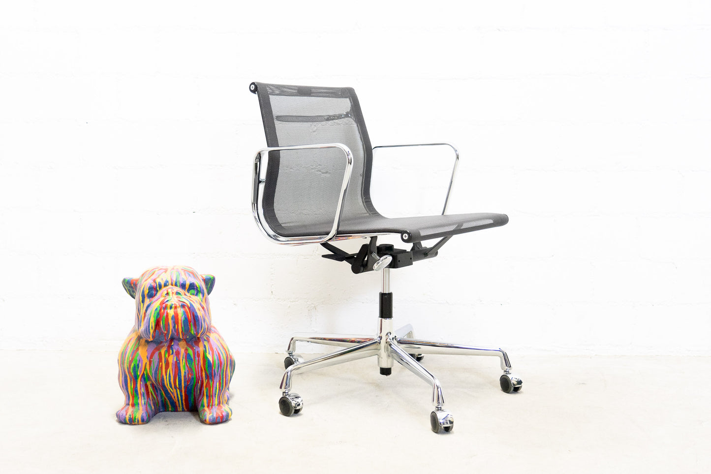 Vitra Aluminium Chair EA 117 Netz