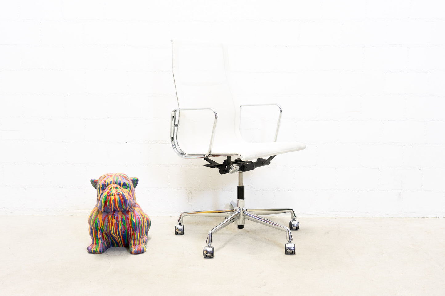 Vitra Aluminium Chair EA 119 Netz Weiss