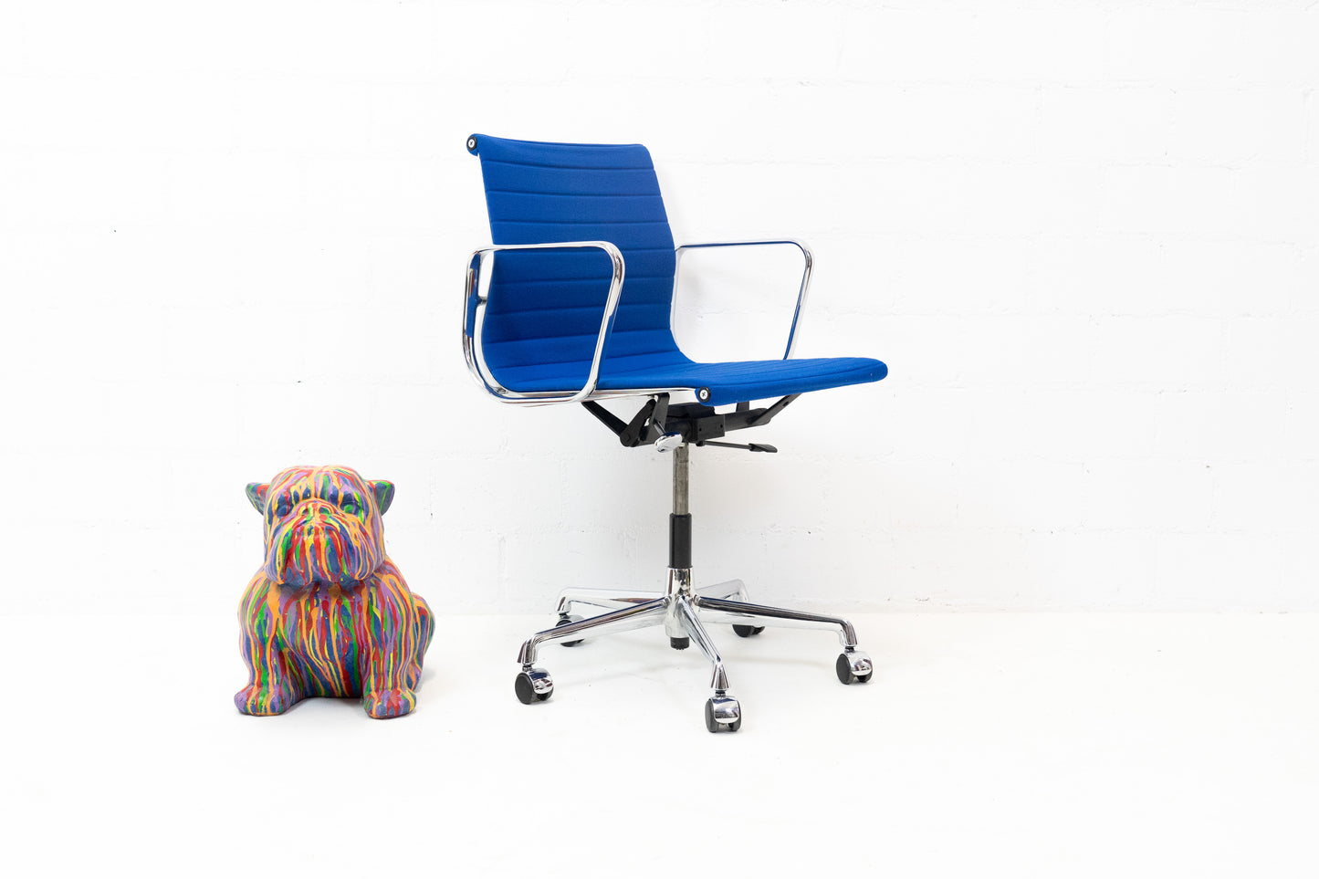 Vitra Aluminium Chair EA 117 Hopsak Nr. 4