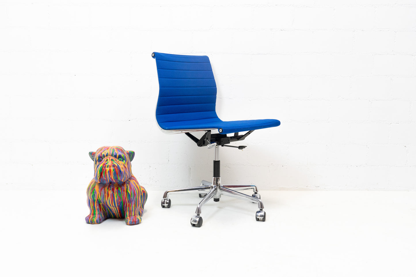 Vitra Aluminium Chair EA 117 Hopsak Nr. 5