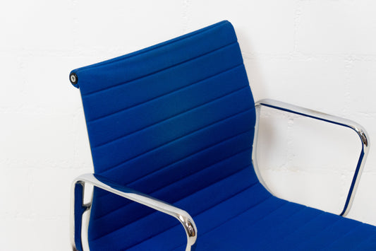 Vitra Aluminium Chair EA 117 Hopsak Nr. 6