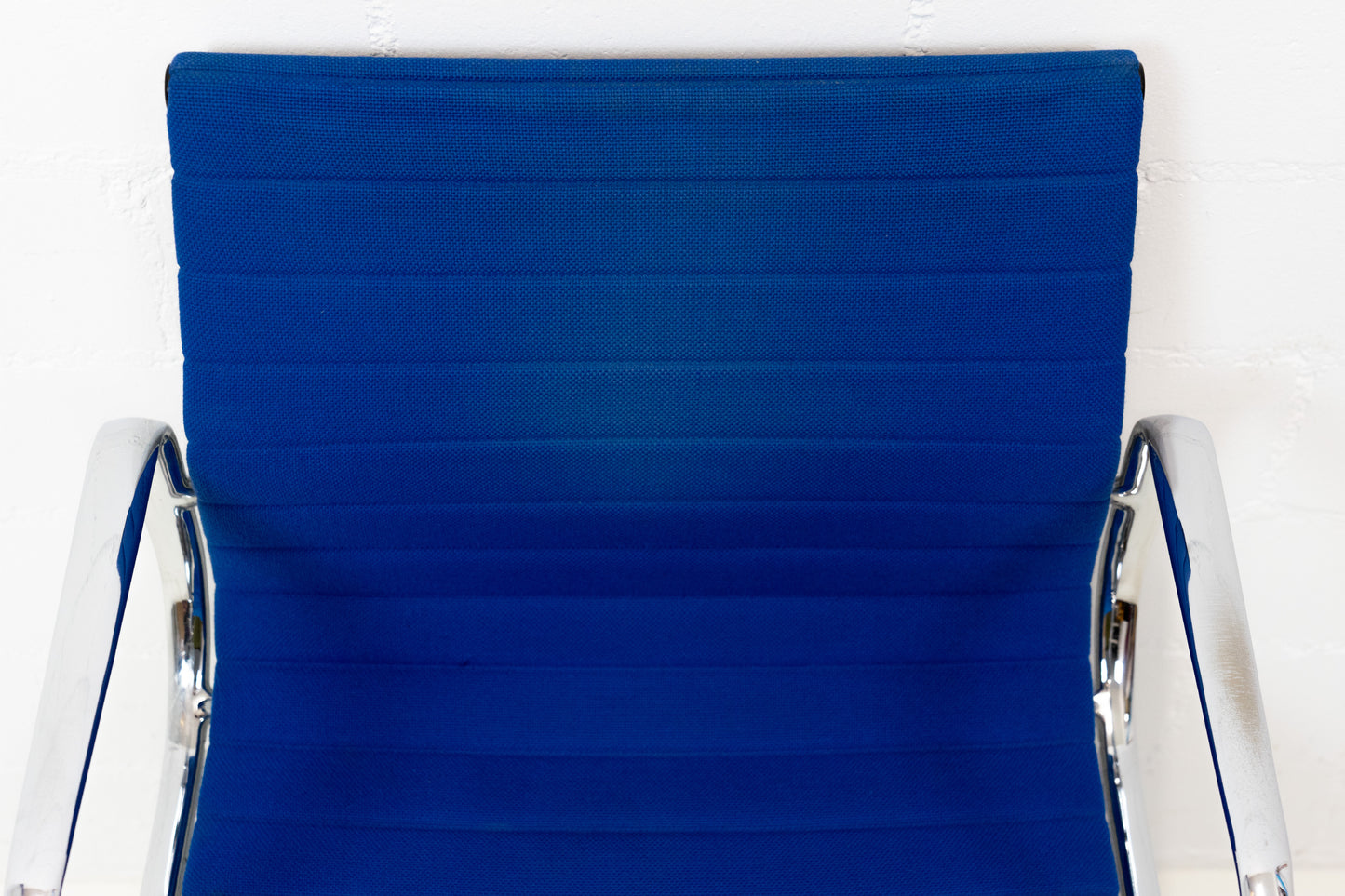 Vitra Aluminium Chair EA 117 Hopsak Nr. 6
