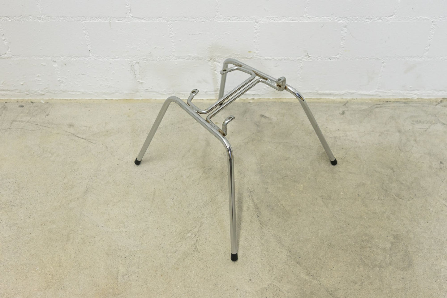 Vitra Eames Lounge Base Nr. 1