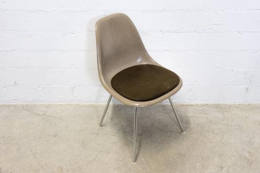 Vitra / Herman Miller Eames Sidechair Fiberglas Nr. 4