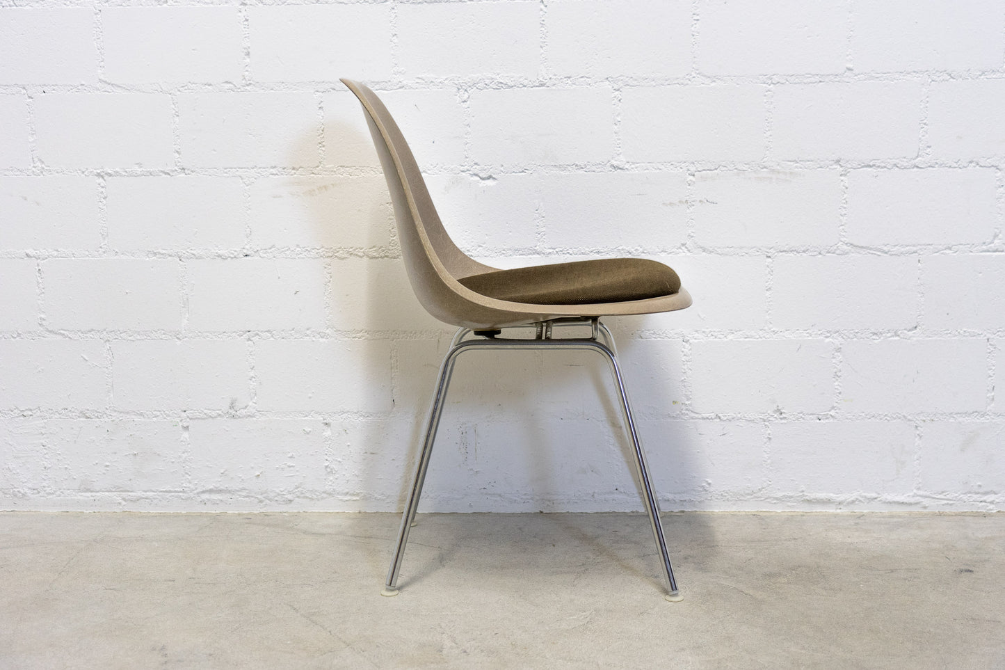 Vitra / Herman Miller Eames Sidechair Fiberglas Nr. 4