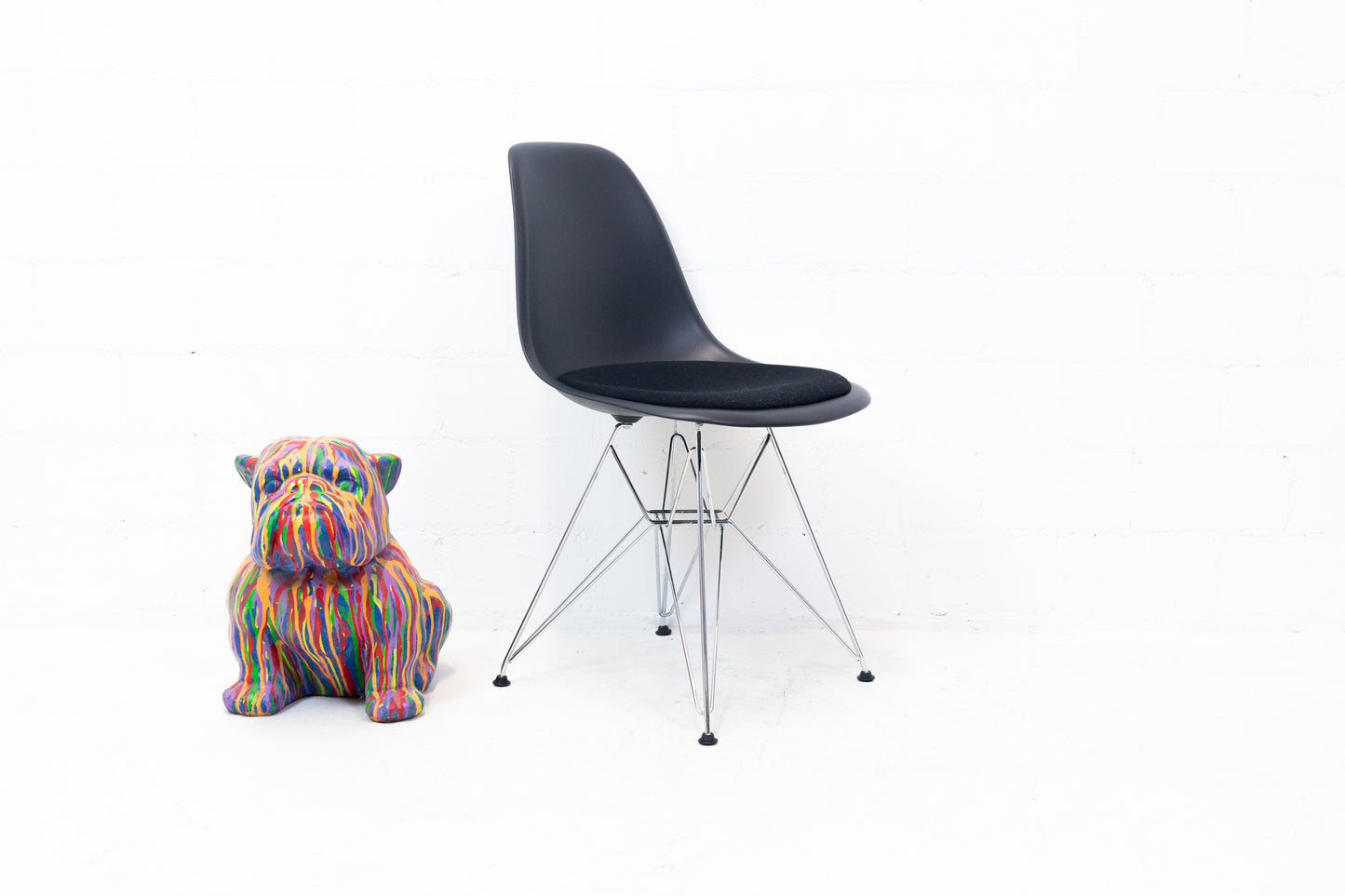 Vitra Eames Plastic Sidechair DSR Nr. 3