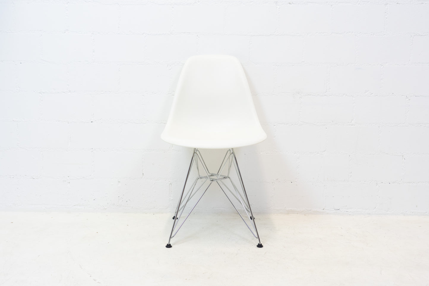 Vitra Eames Plastic Sidechair DSR Weiss