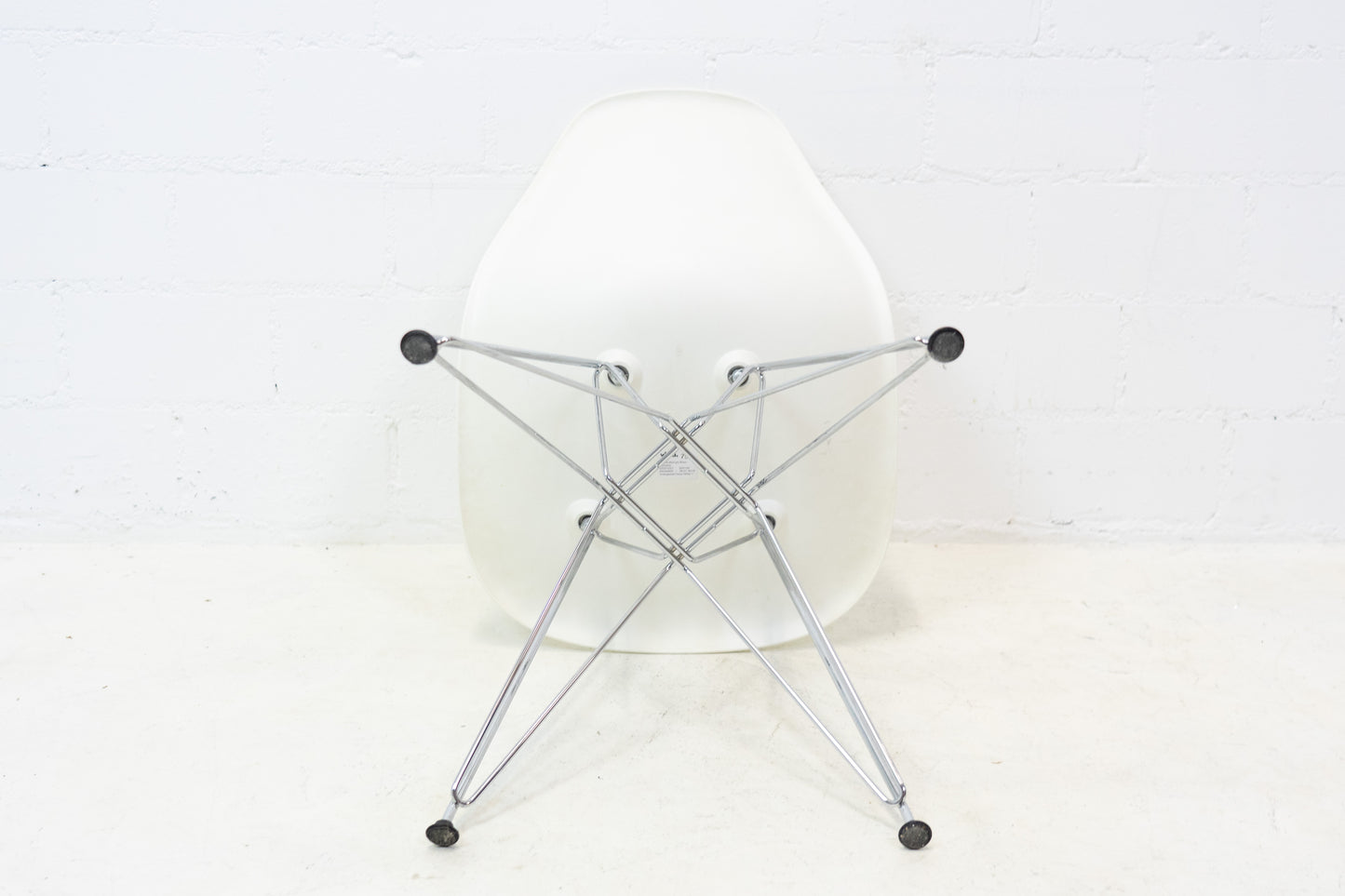 Vitra Eames Plastic Sidechair DSR Weiss