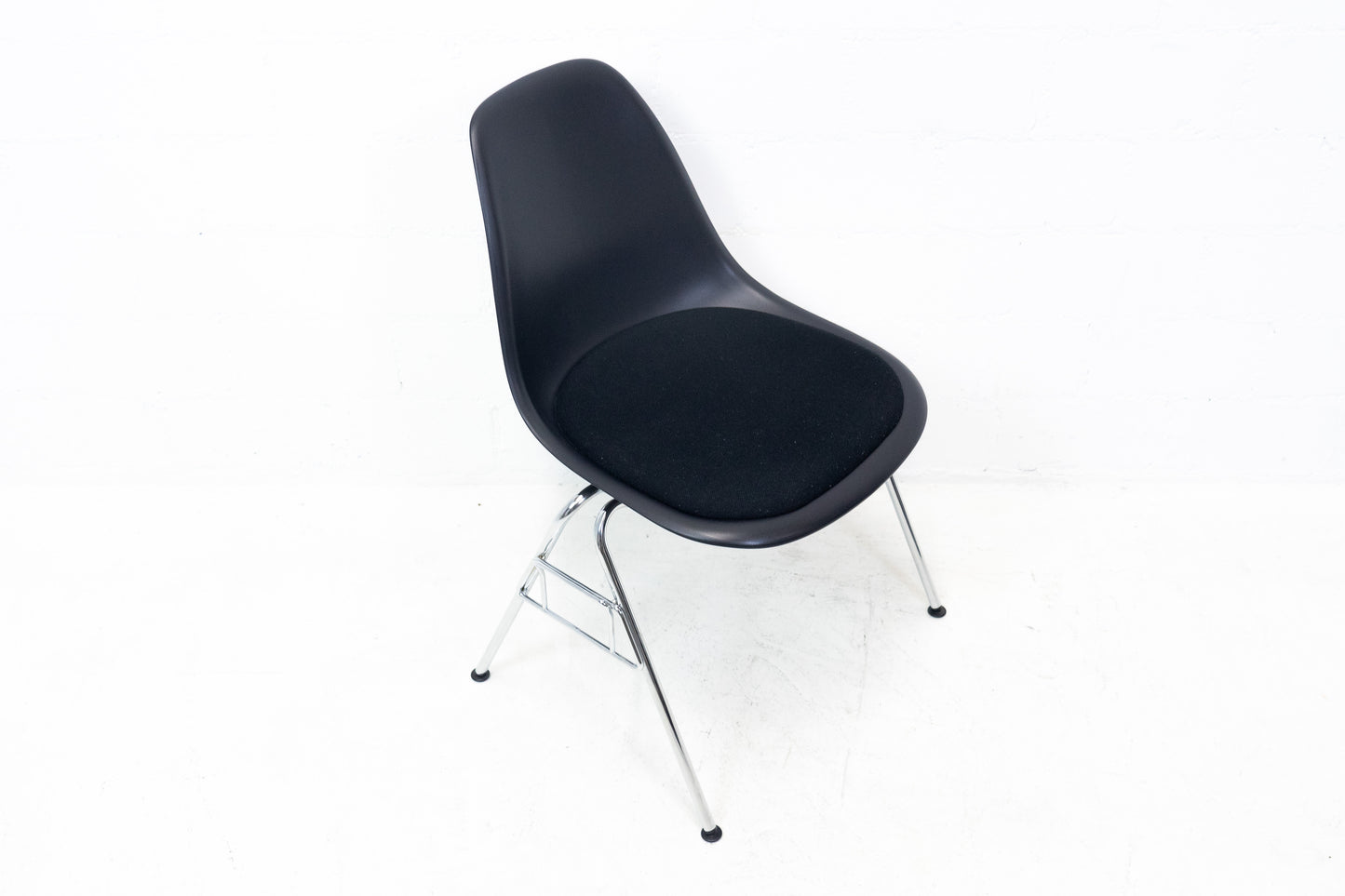 Vitra Eames Plastic Sidechair DSS Nr. 3