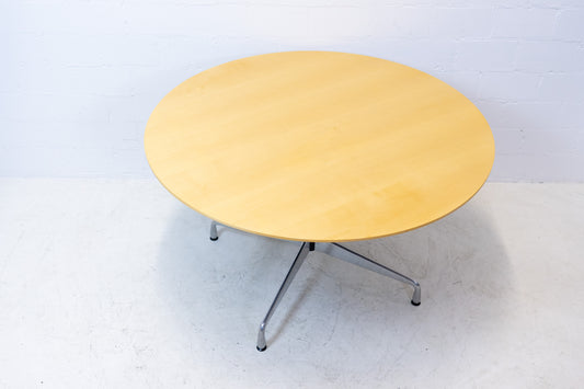 Vitra Eames Segmented Table Nr. 1