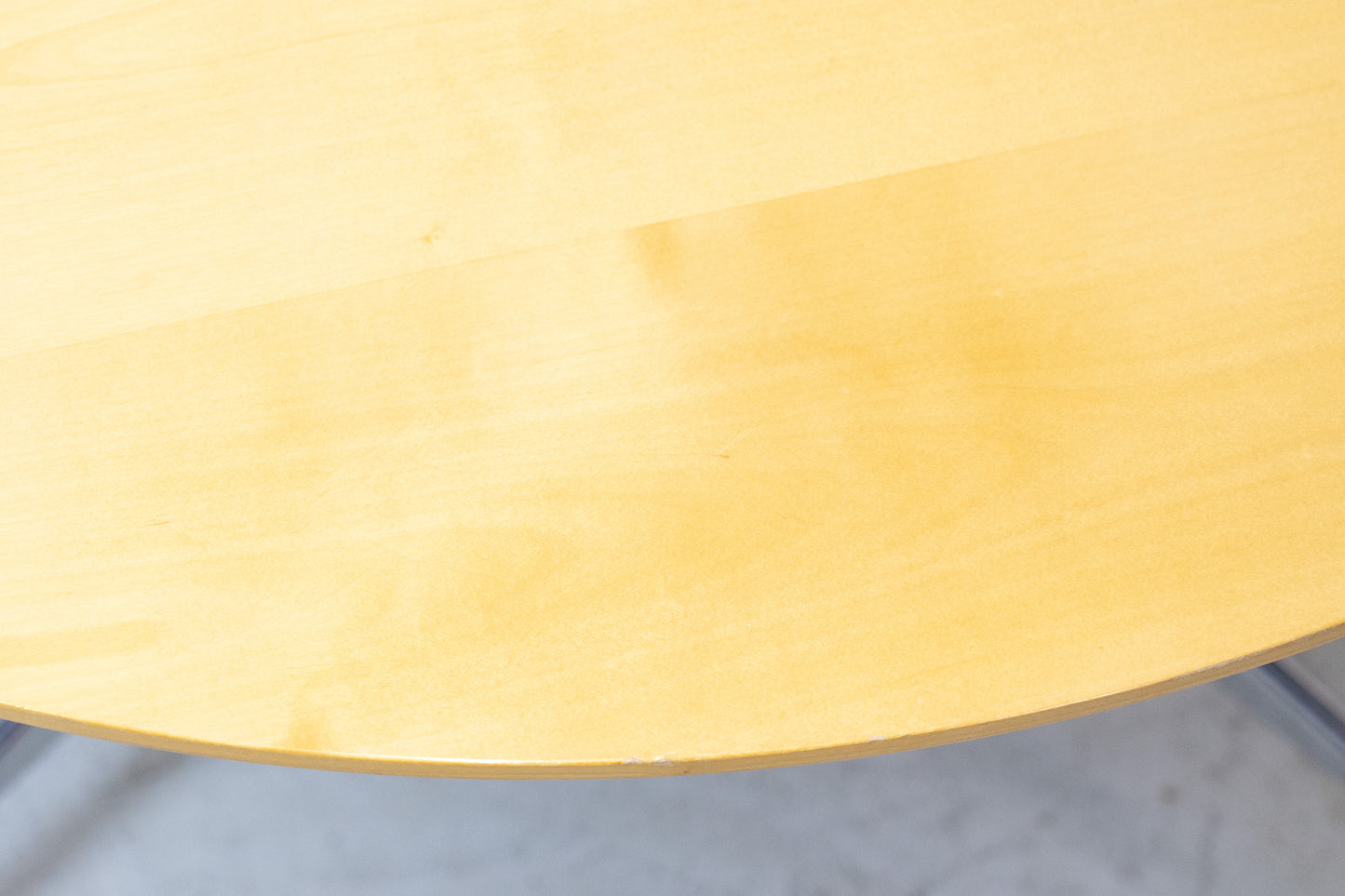 Vitra Eames Segmented Table Nr. 1