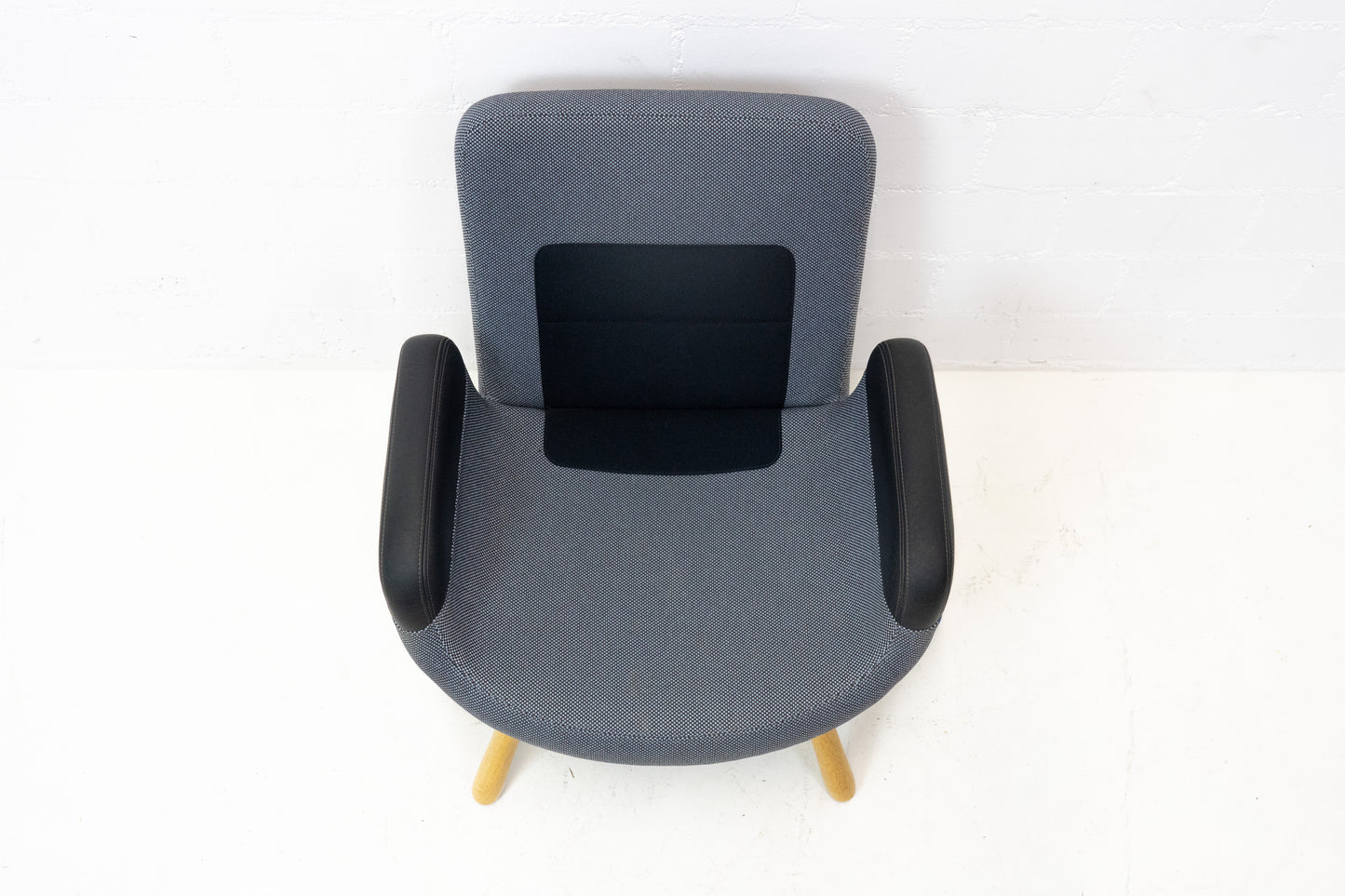 Vitra East River Chair Nr. 1