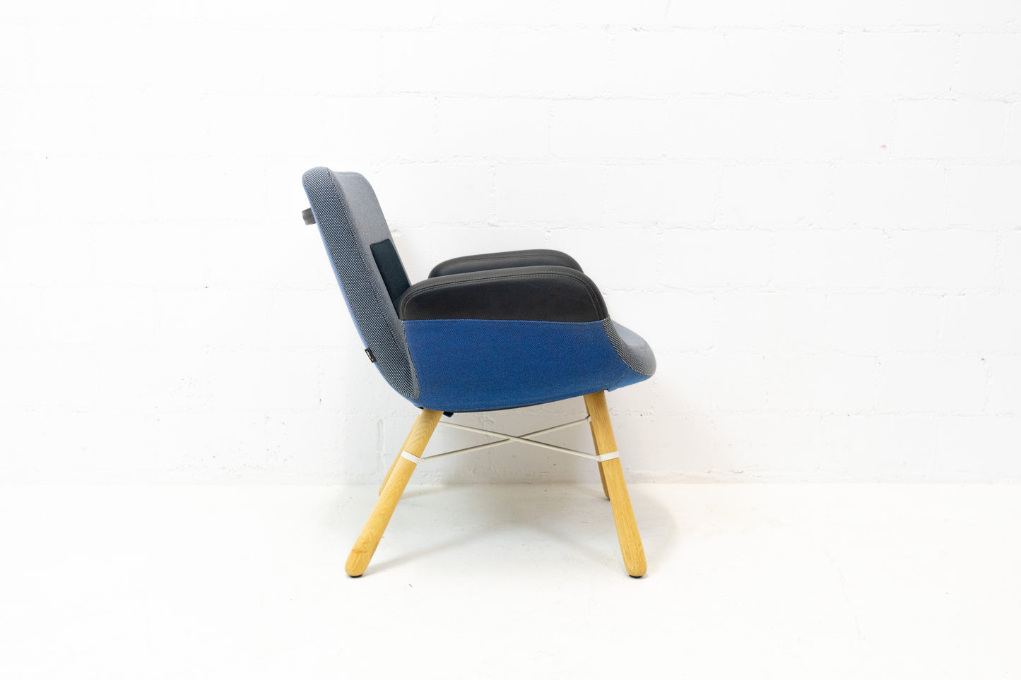 Vitra East River Chair Nr. 1