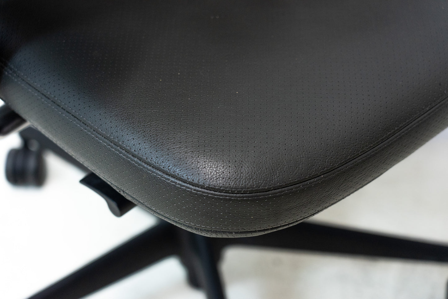 Vitra Headline Bürostuhl Leder