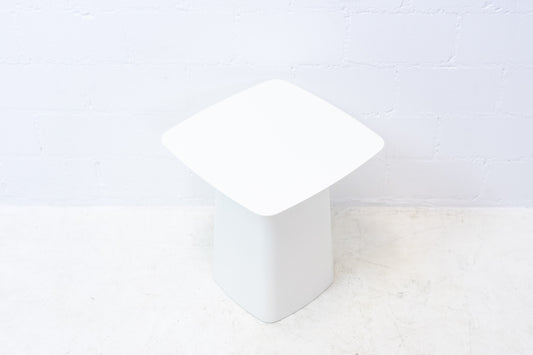 Vitra Metal Side Table Weiss Nr. 1