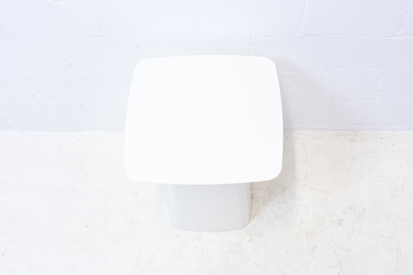 Vitra Metal Side Table Weiss Nr. 1