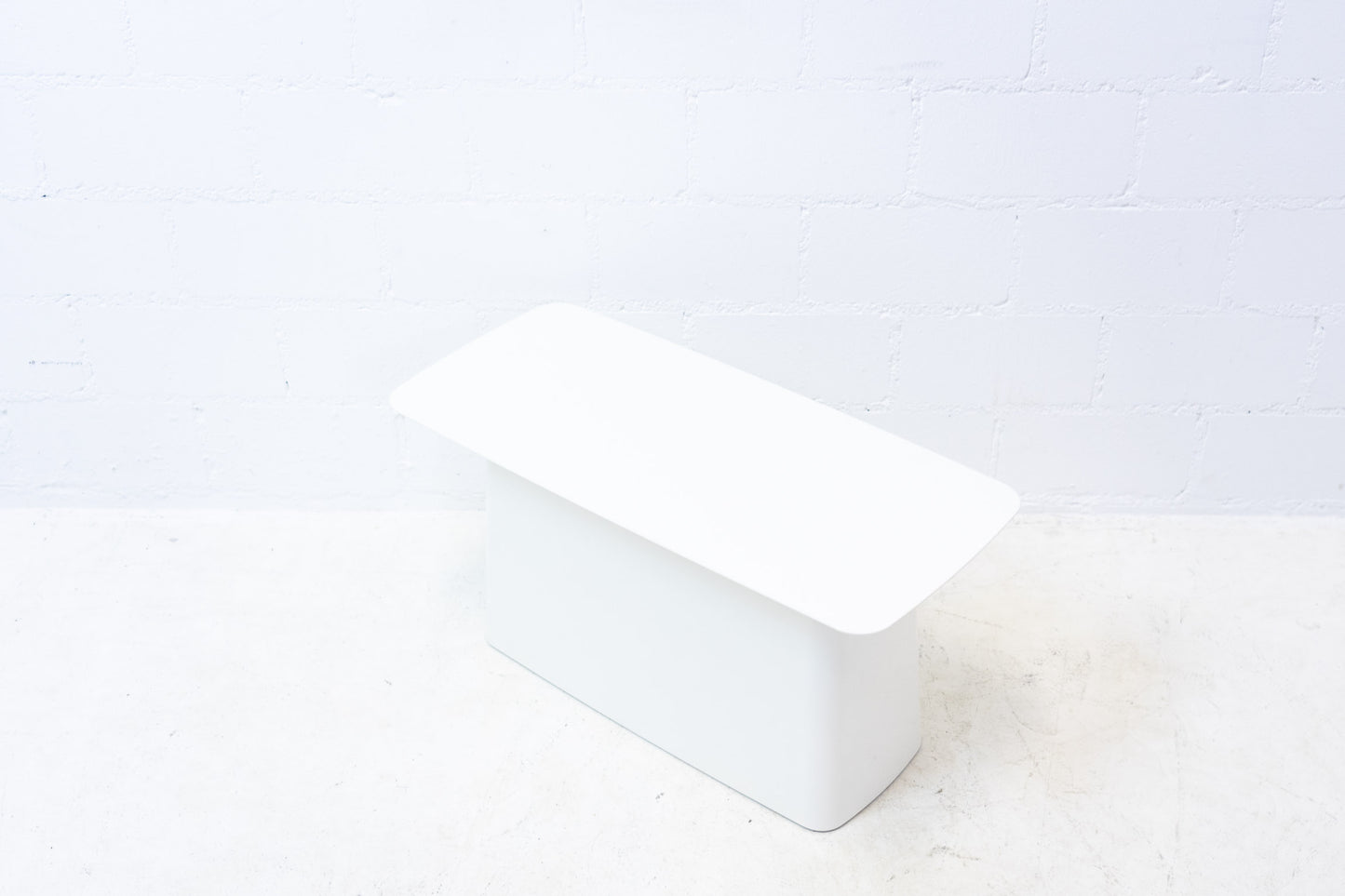 Vitra Metal Side Table Weiss Nr. 2