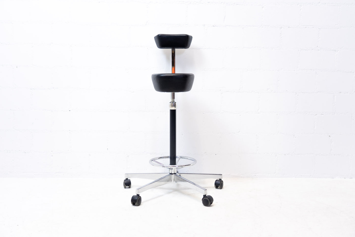 Vitra Nelson Perch Stool Leder