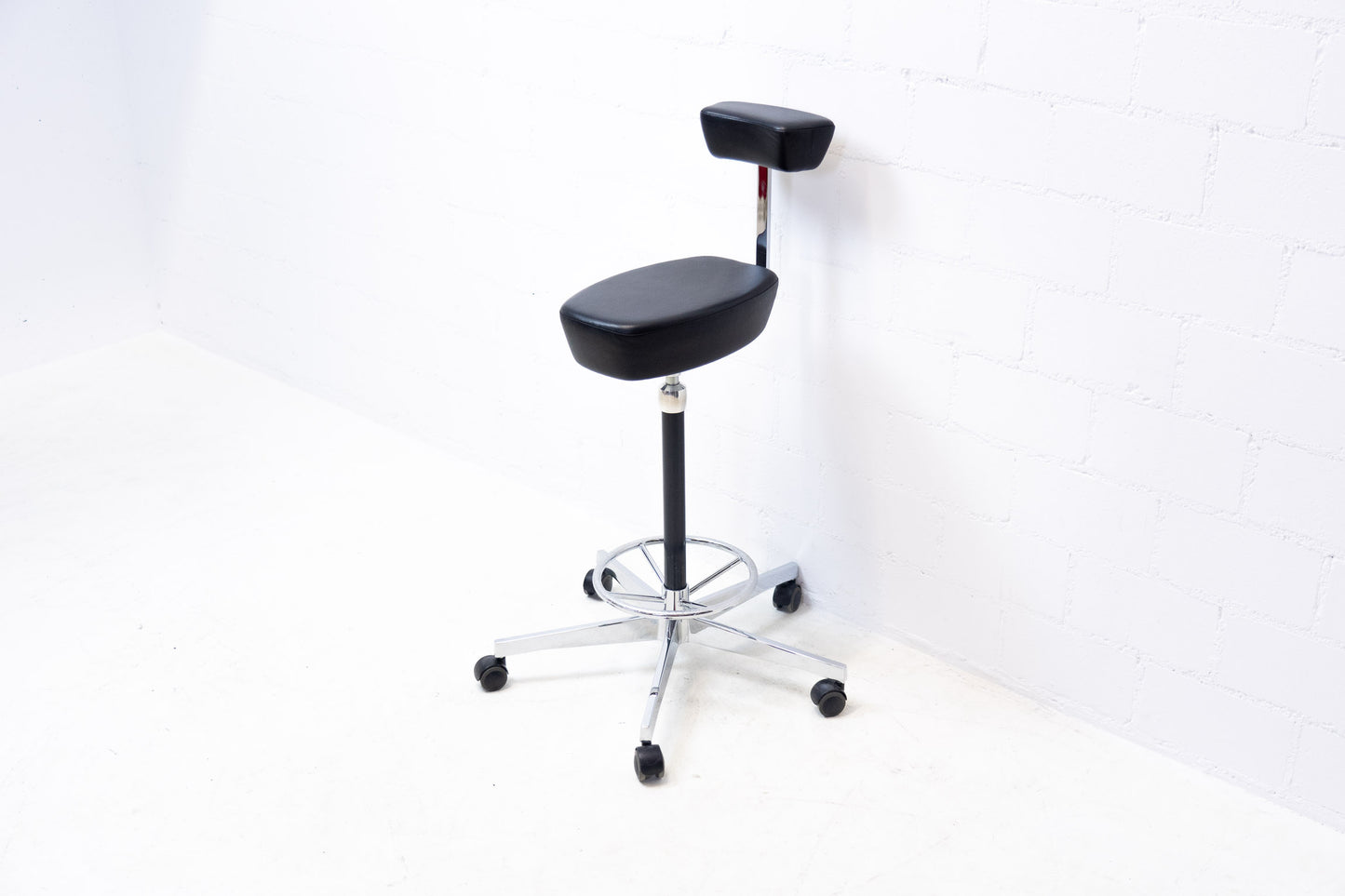 Vitra Nelson Perch Stool Leder