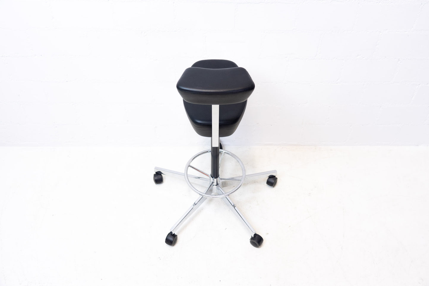 Vitra Nelson Perch Stool Leder