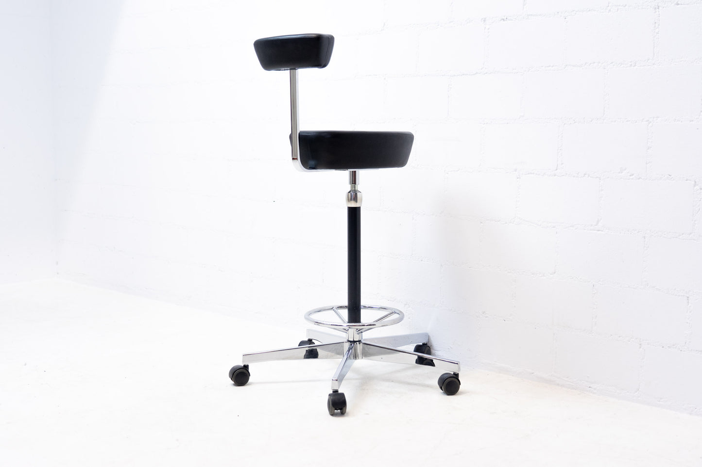 Vitra Nelson Perch Stool Leder