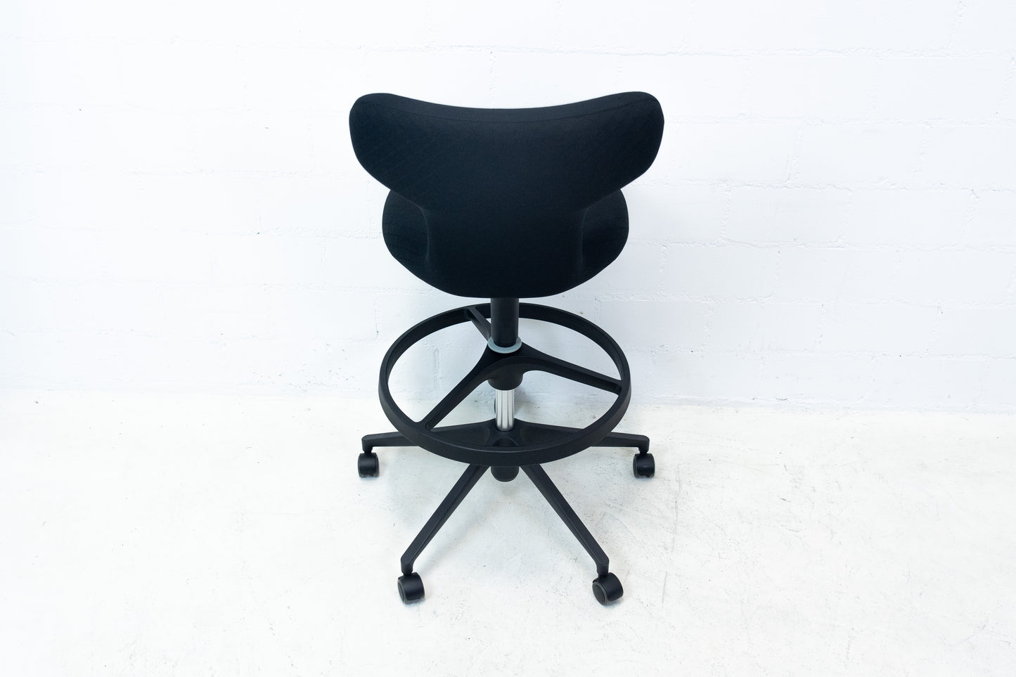 Vitra Pivot High Stool Bürostuhl