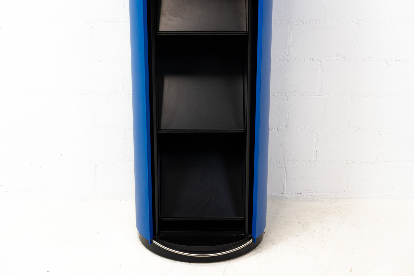 Wogg 13 Litfass-Säule Nr. 4