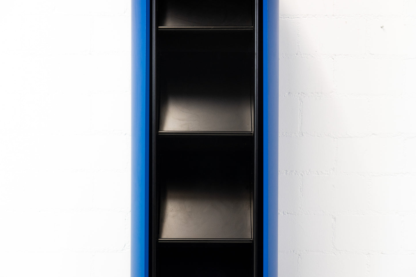 Wogg 13 Litfass-Säule Nr. 4