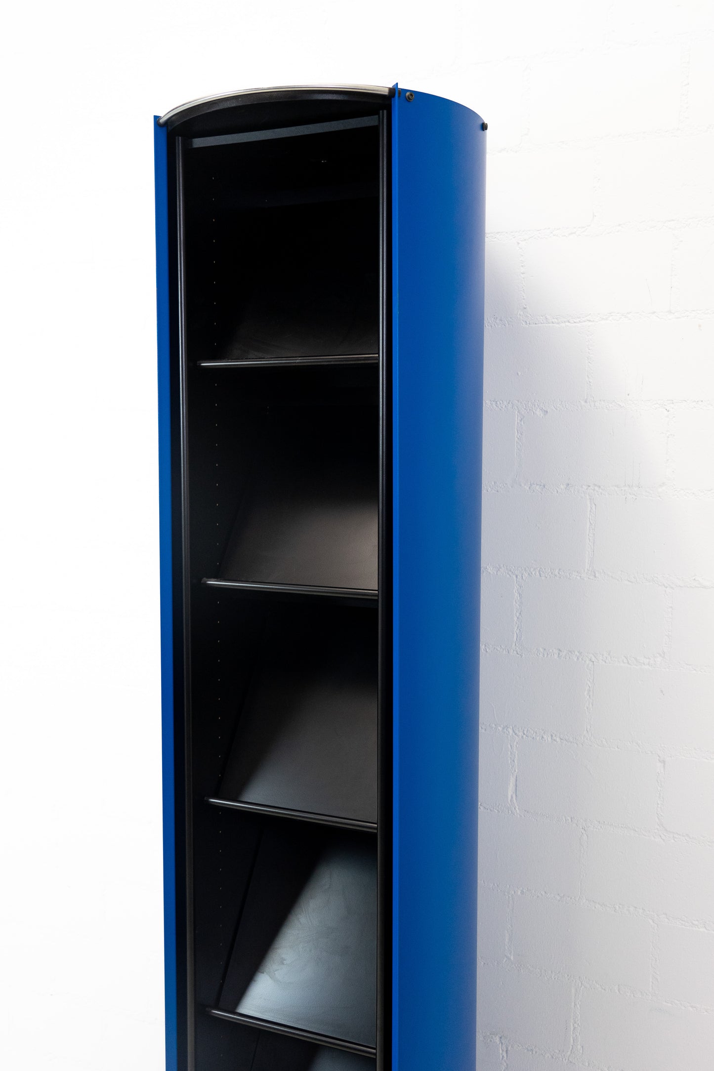 Wogg 13 Litfass-Säule Nr. 4