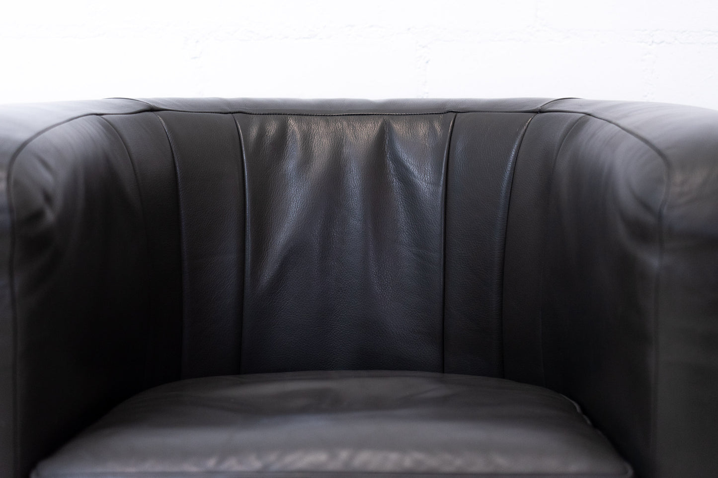 Zanotta Onda Sessel Leder Grau